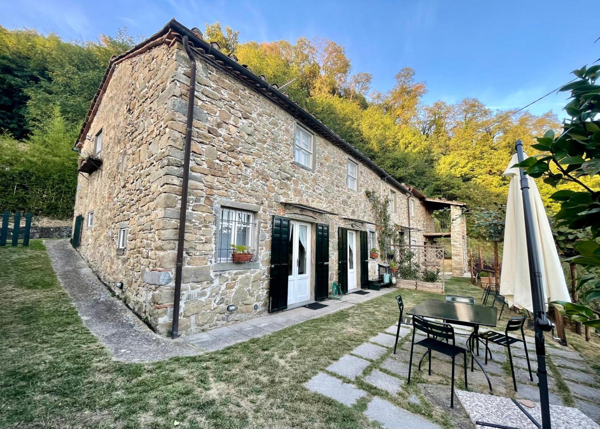 La Casa In Valli 35 Bagni di Lucca Exterior foto