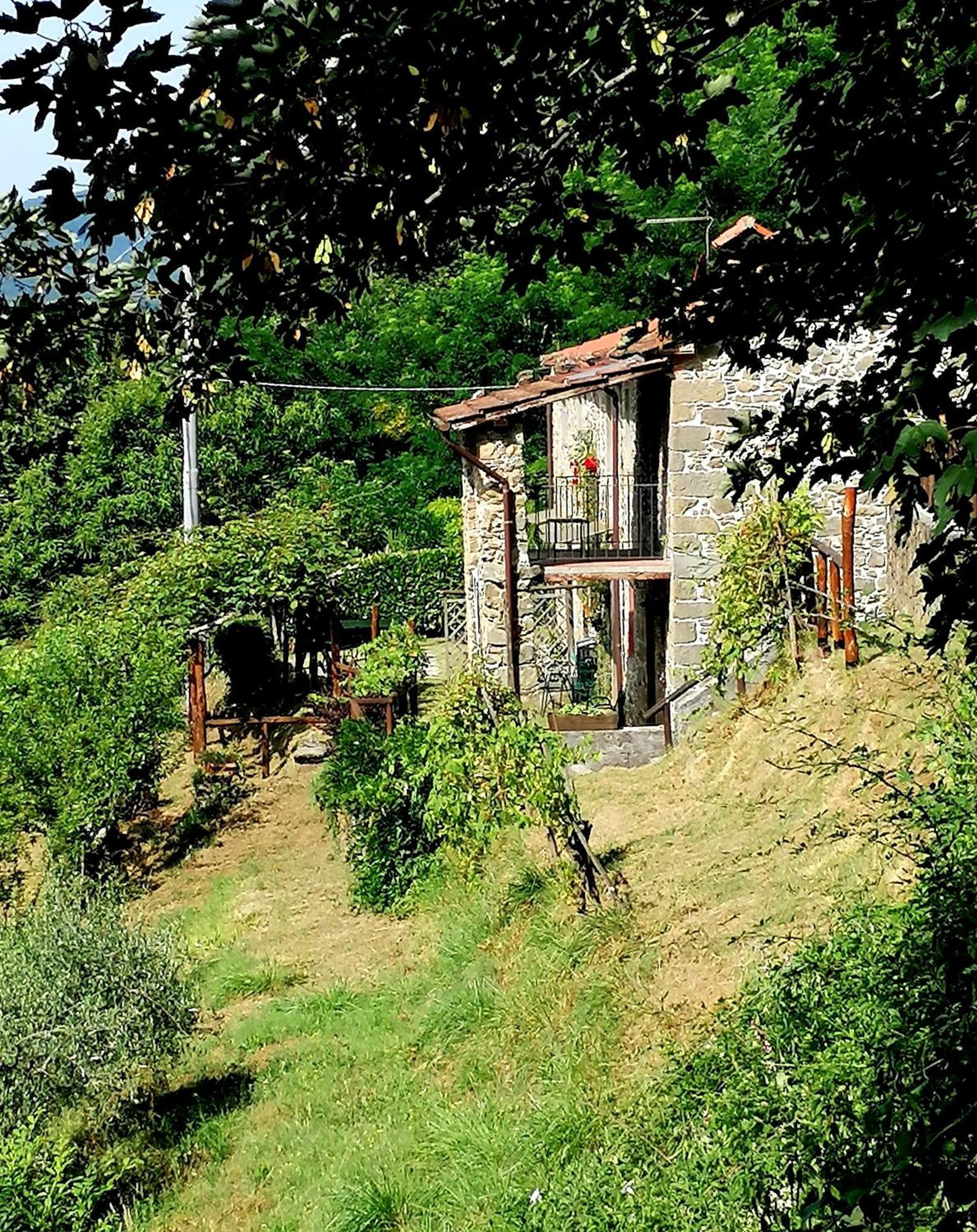 La Casa In Valli 35 Villa Bagni di Lucca Exterior foto